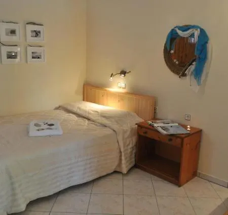 Lysistrata شقة فندقية 2*