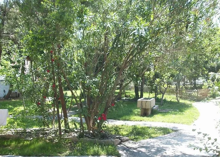 アパートホテル Lysistrata 2*