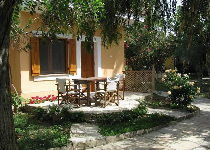 Lysistrata Apart Otel Potos